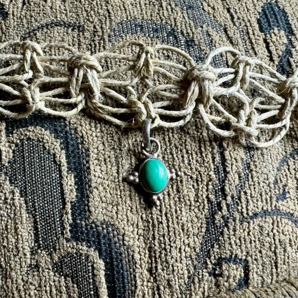 1990’s Macrame necklace with Malachite and silver pendant. - Picture 7 of 13
